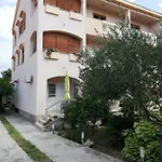 Daire With Parking Space - 15945 *
