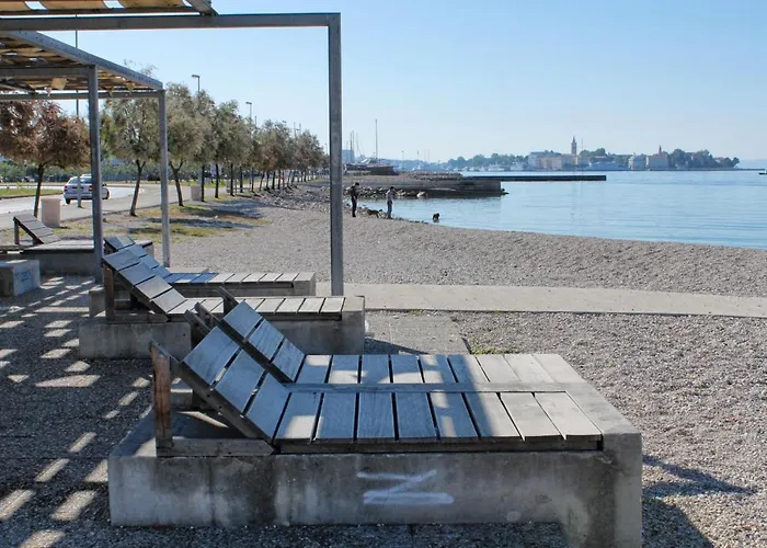 With Parking Space - 15945 アパート